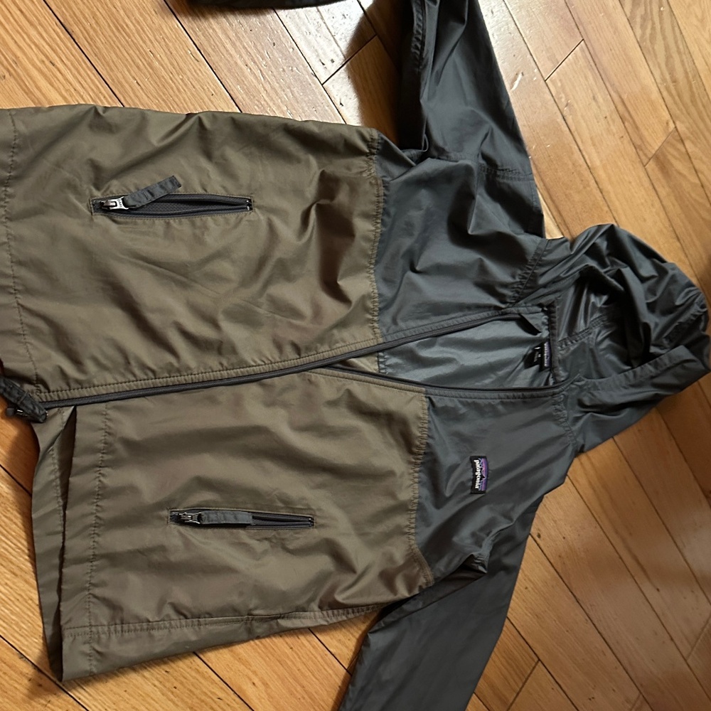 Patagonia kids light spring jacket